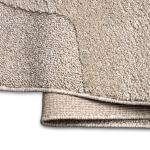 Maddox_160x230_Beige_Baksida